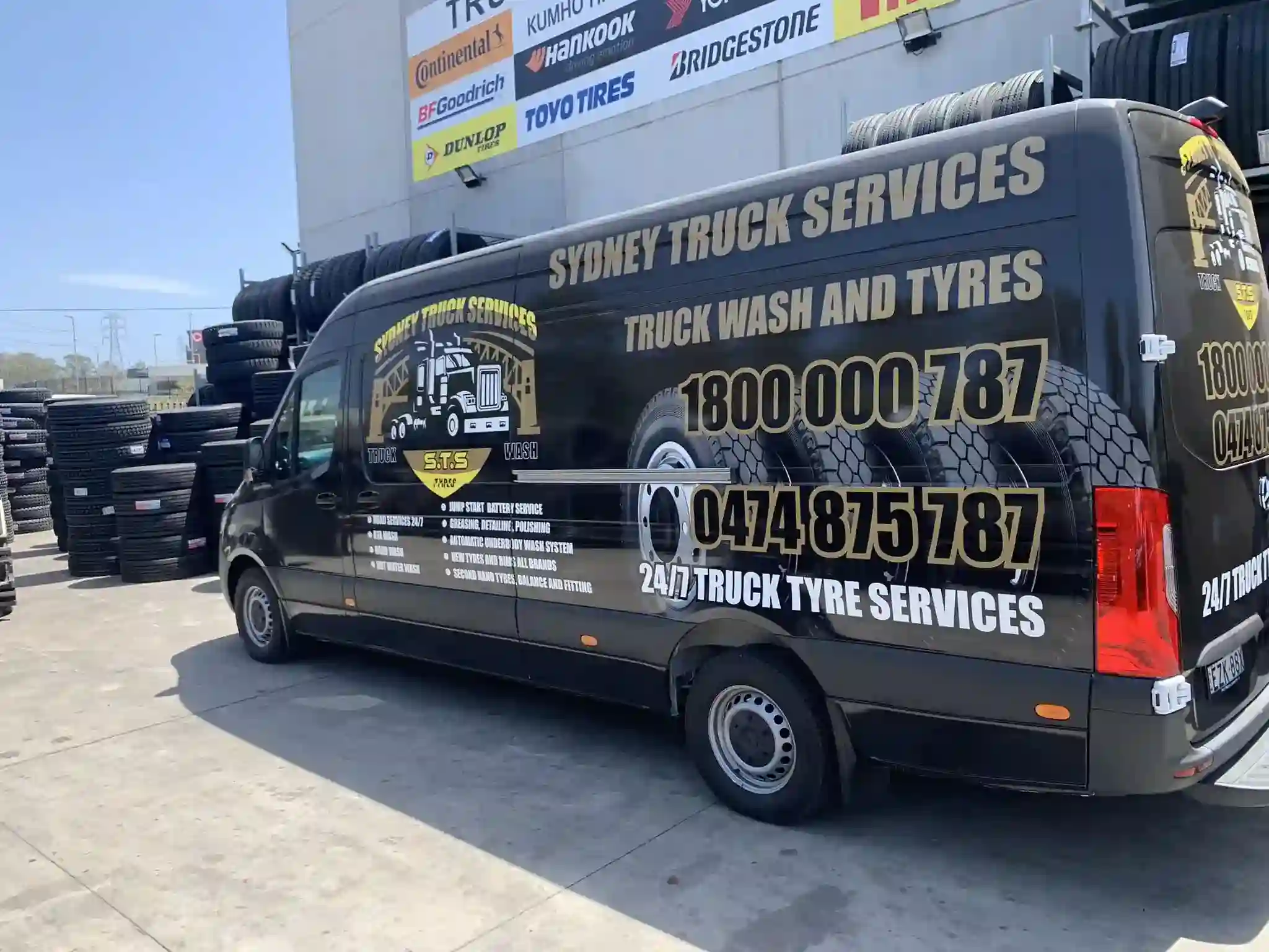 You are currently viewing The Benefits to Expect with Mobile Truck Tyre Services