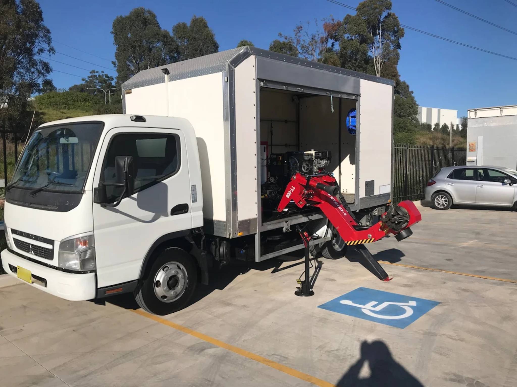 You are currently viewing How Mobile Truck Detailing Service is Changing the Game for Busy Truck Owners